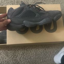 Yezzy 500 Size 10