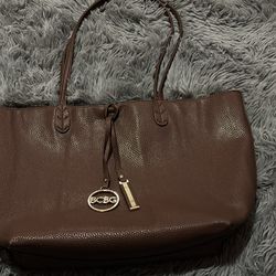 Brown purse tote