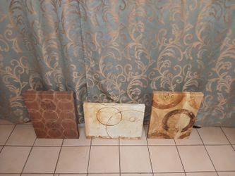 3 cuadros material  fuerte