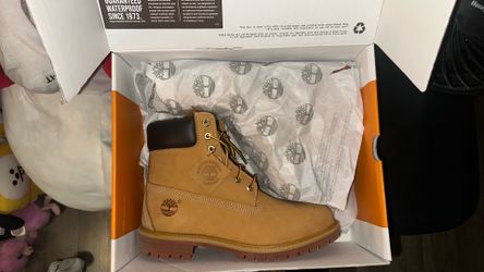 Brand new Timberlands Yellow Boots Size 9 US Men