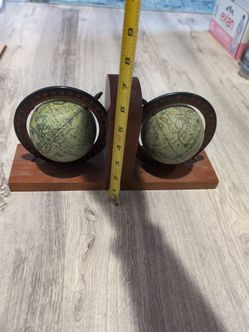 Globe bookends