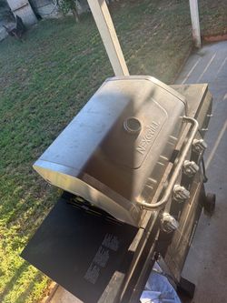 Gas grill