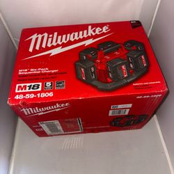 Milwaukee M18 Six-Pack Sequential Fast Charger 48-59-1806