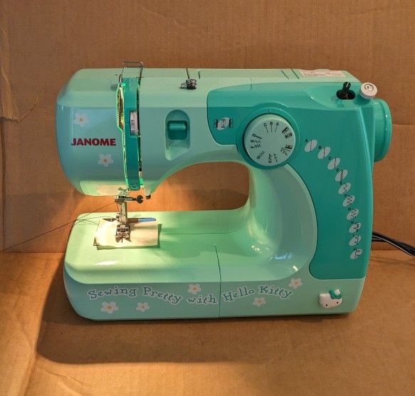 Sewing Machine Janome Hello Kitty Mint Green #11706  Includes Several Essentials 2010 Sanrio