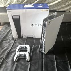 PLAYSTATION 5 CONSOLE DISC WITH 2 CONTROLLERS 