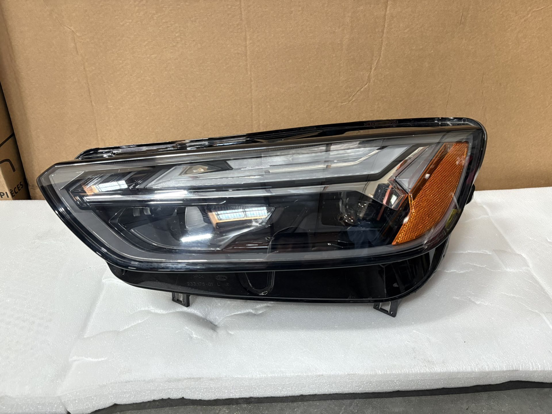2023 AUDI Q5 LEFT HEADLIGHT