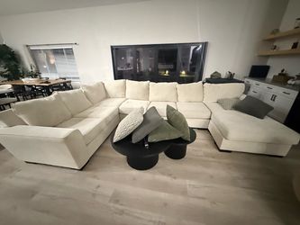 Free living Spaces couch
