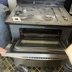 Maytag Oven