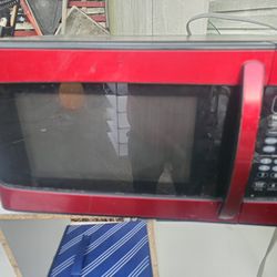 Price Is Firm.. Hamilton Beach 1000 Watt Microwave Oven