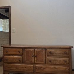Dresser 8 Drawers 