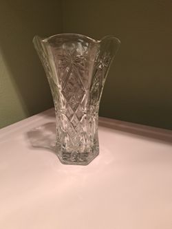 Vintage Early American,Pressed Clear Glass,Precut Star Tall Vase 1950s,Star Of David Vase,No Chips Or Cracks Heavy Vase.