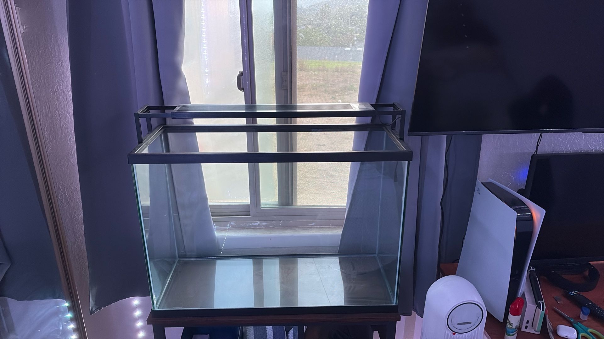 29 Gallon Fish Tank With Light