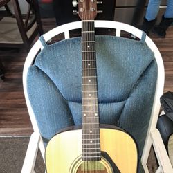 Yamaha Guitar 