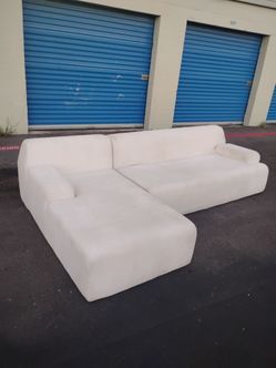 Sectional sofa couch boneless