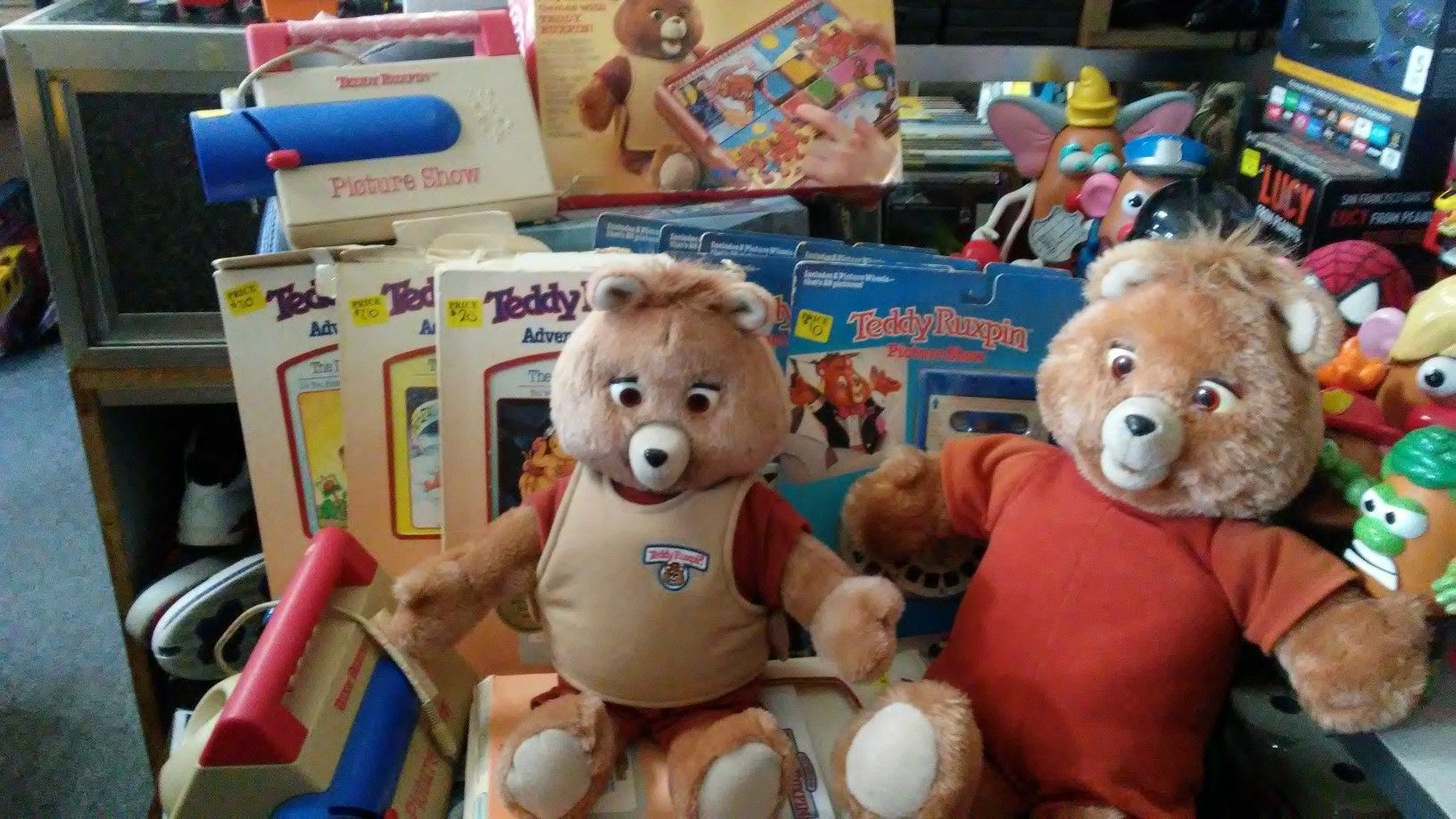 Teddy ruxpin