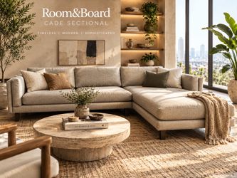 Room & Board Cade Sectional Sofa Couch (Like New)