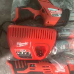 Milwaukee M12 Hackzall And Multitool 