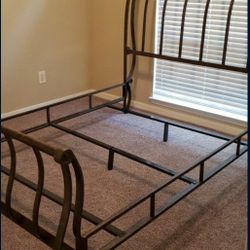Queen Metal Sleigh Bed