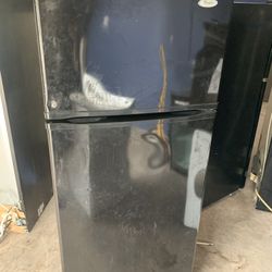 Black Garage Fridge 