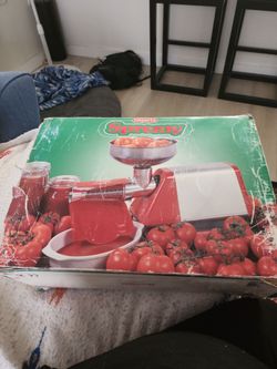 IMPERIA spremy electric tomato strainer