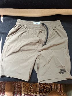 Albino and preto shorts, jiu jitsu