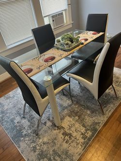 Dinning Table