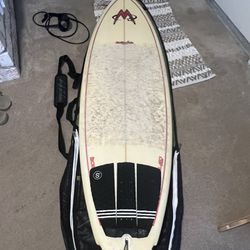 McTavish Surfboard - 6’4