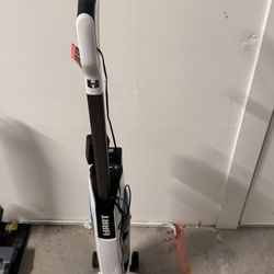 Hart Vacuum Come Battery And Charger 