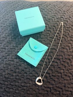 Tiffany & Co. Open Heart Pendant Necklace - Vintage