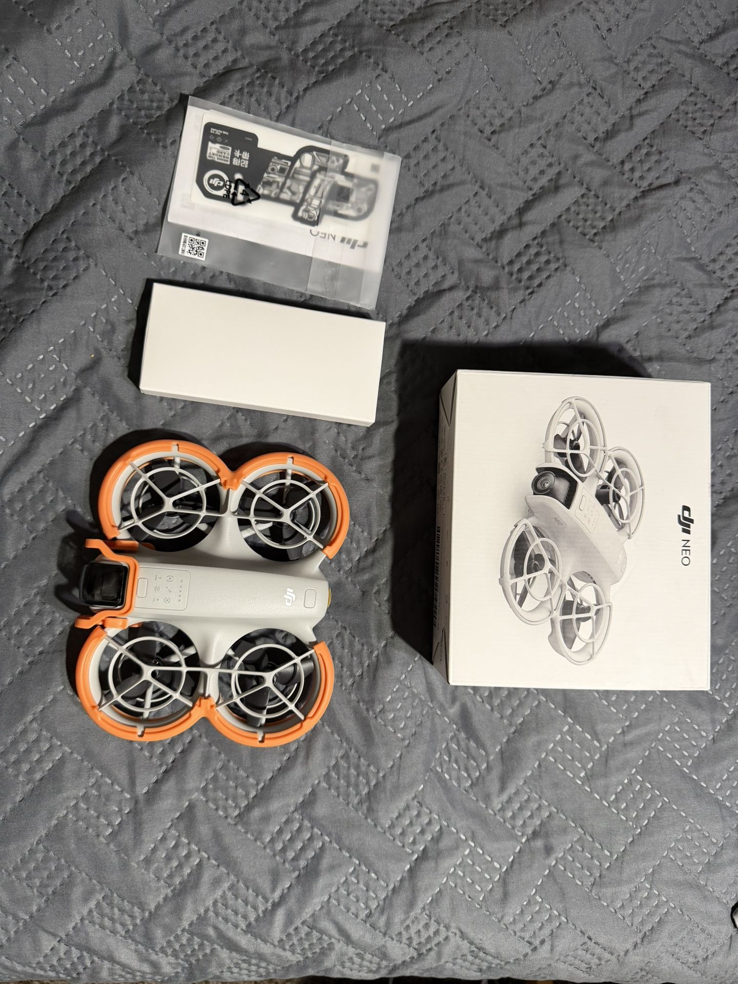 Dji Neo