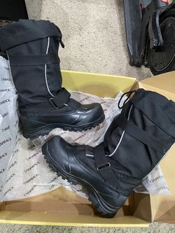 Winter Snow Boots Woman’s Size 7 Like Brand New