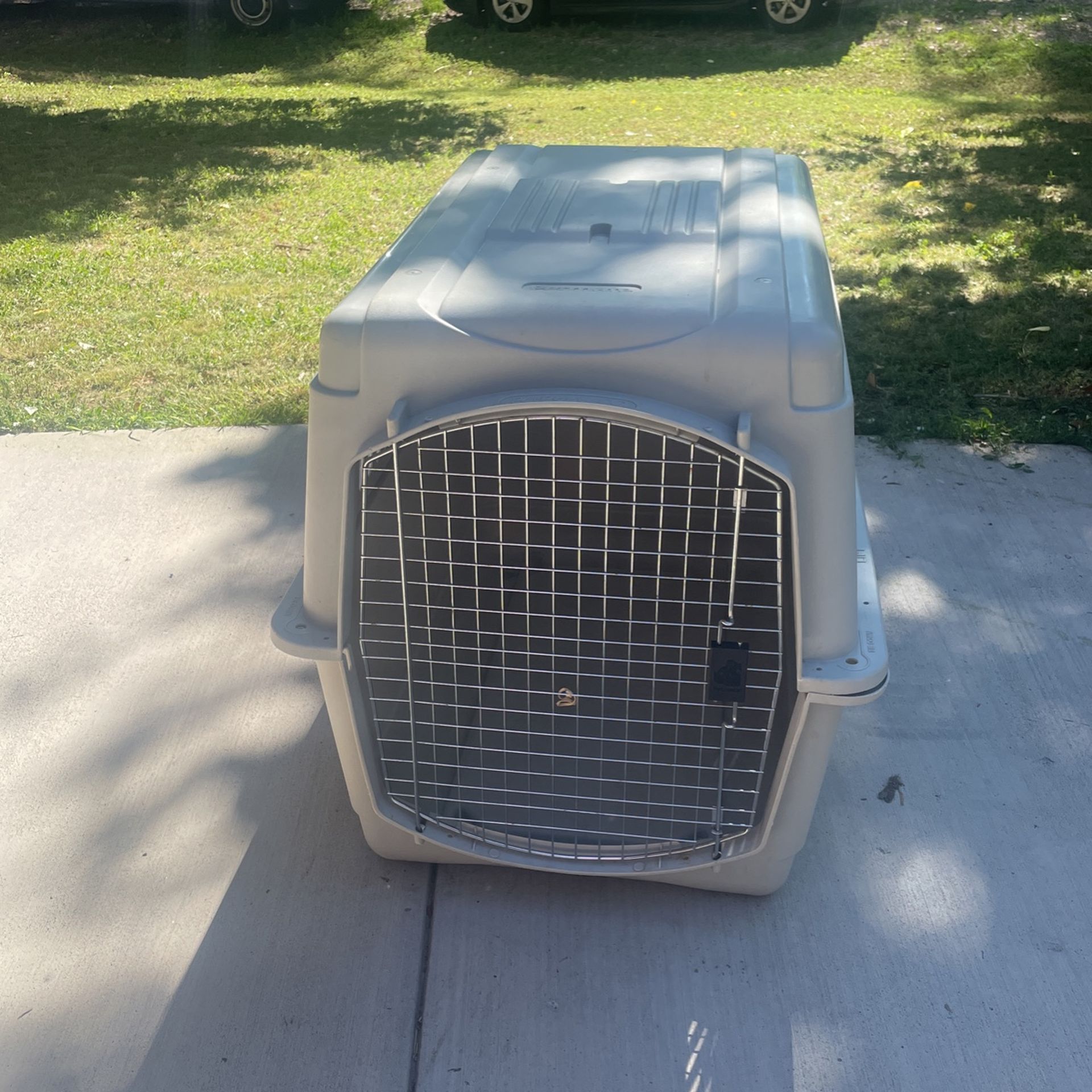Extra large dog kennel/crate