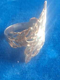 Anillo 14k chapeado de oro.