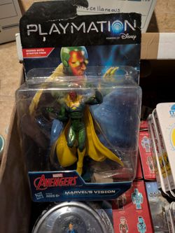 Playmation Marvel's Vision Figure