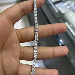 Bustdown Bracelet 