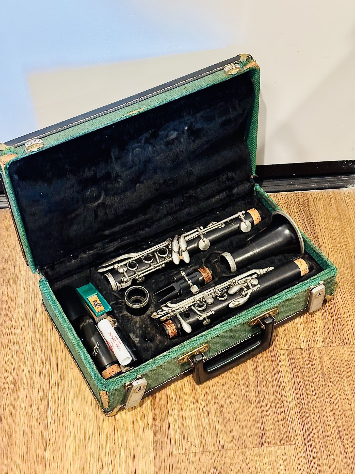Noblet Model N Wood Clarinet - Paris, France. Lots of Extras!!