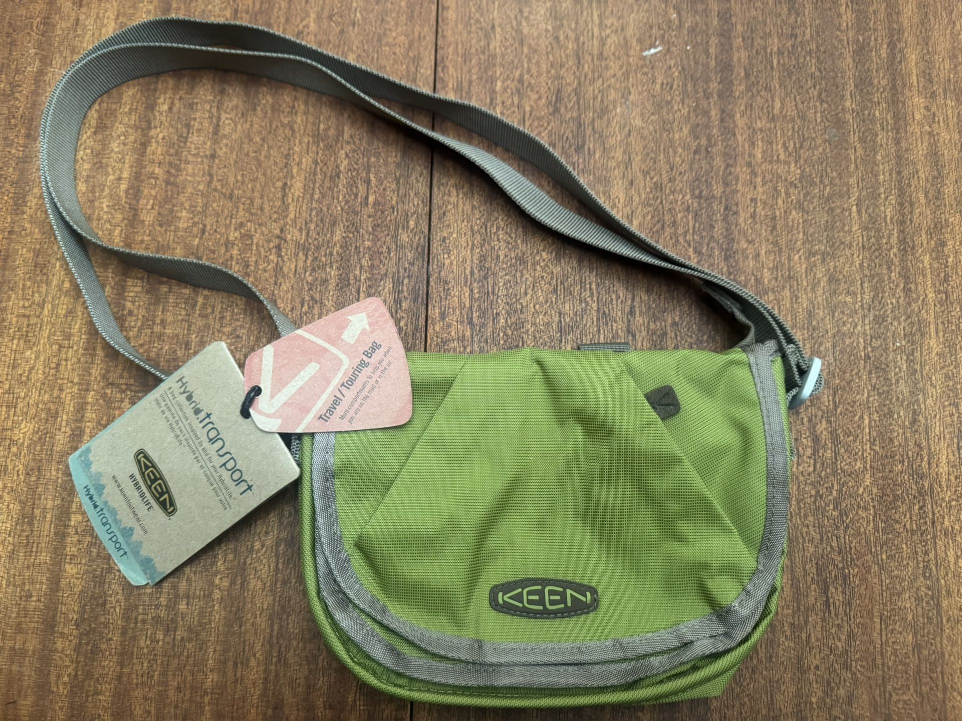 NWT Keen Montclair Mini Crossbody Bag