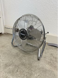 Vintage Lakewood HV-12 high-velocity metal air circulator fan -12-inch