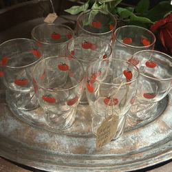 Super Cute Set of 8 Vintage Small Tomato Glasses
