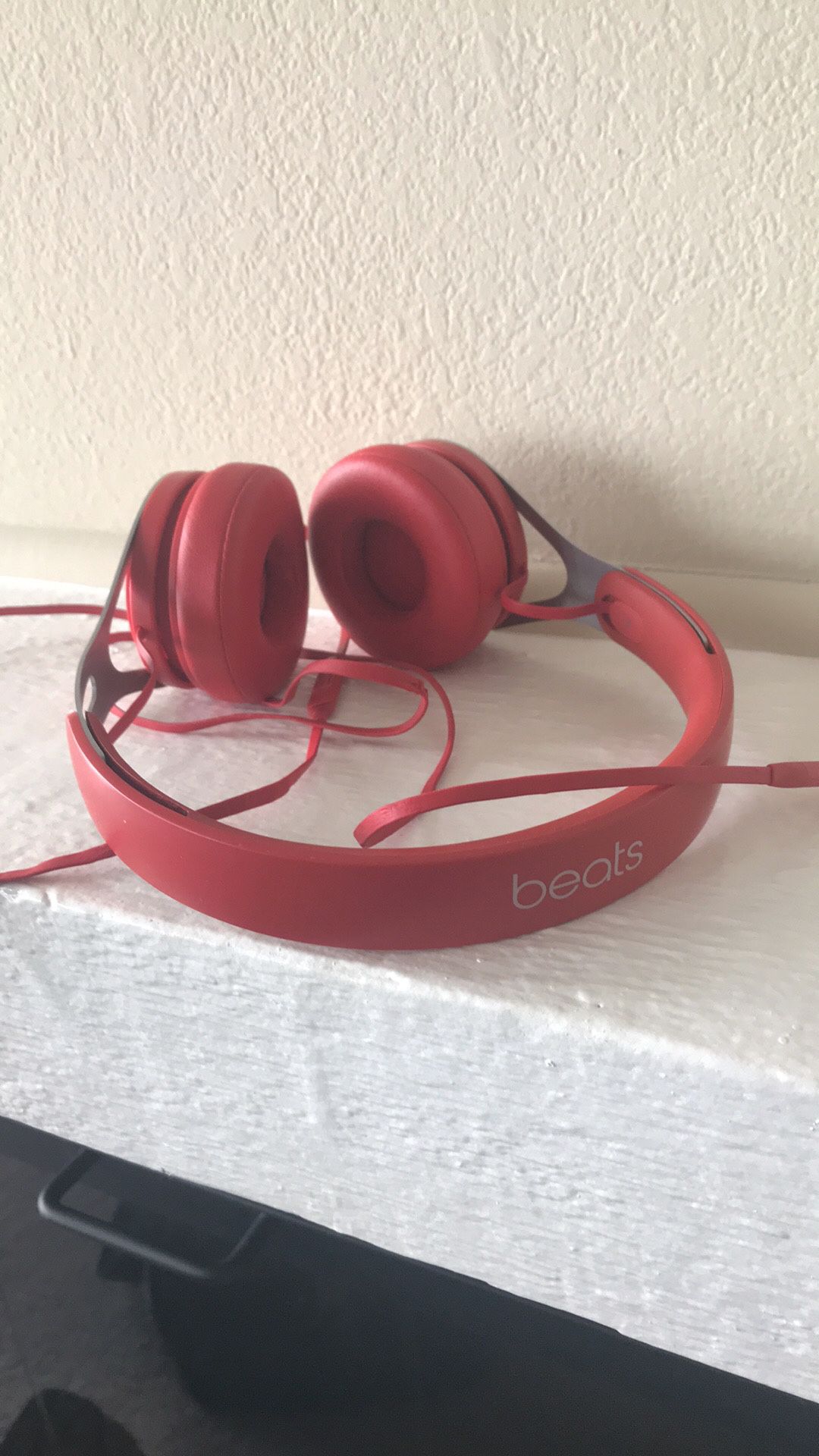 Red EP Beats by Dre