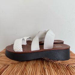 Women’s White Platform Slide Sandals size 39