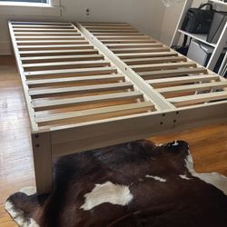 Full bed PINE PLATEAU SOLID WOOD PLATFORM, headboard included and mattress included (if wanted)