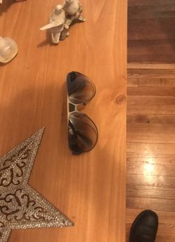 GREY GUCCI STYLISH GLASSES