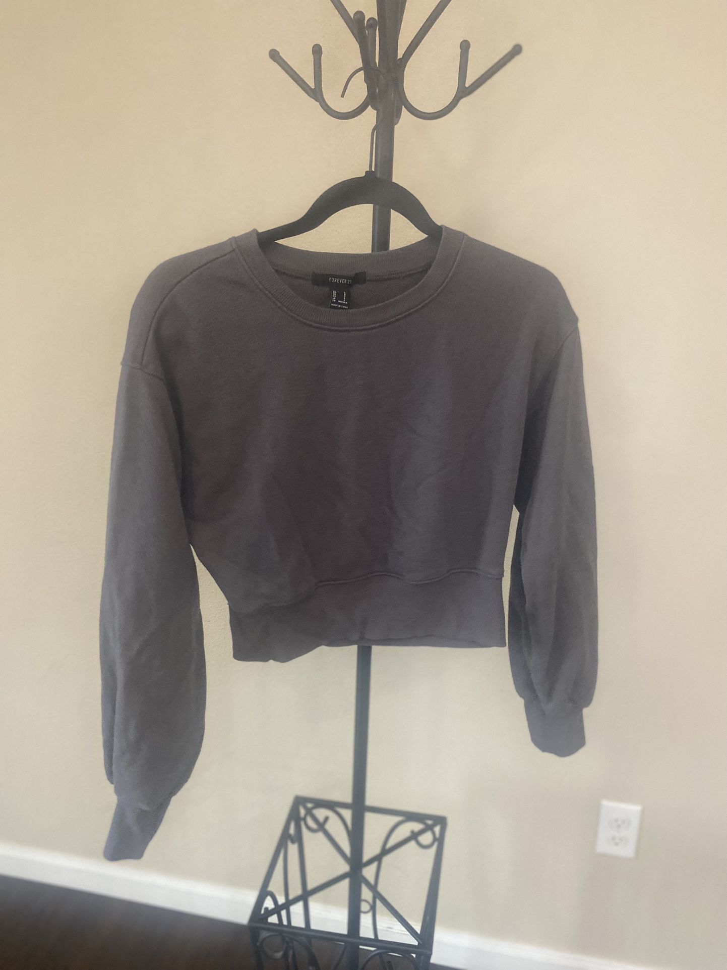 Forever 21 Crop Sweatshirt