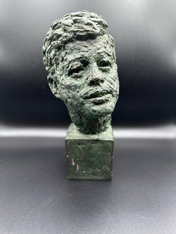 Vintage JFK John F Kennedy Bust ILGWU 65th Anniversary Convention 1965 Sculpture