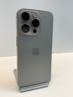 Apple iPhone 15 PRO 128gb. ( Unlocked Phone )