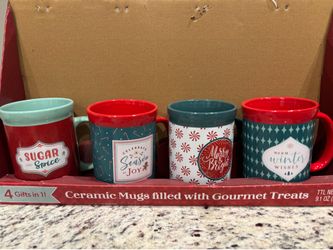 Ceramic Christmas mugs (4)