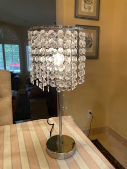 18” Table Lamp - Modern Metal Design, Pull Switch