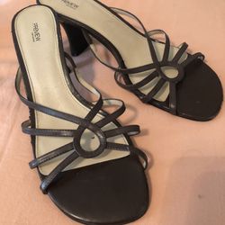 Strappy leather brown sandals size 11