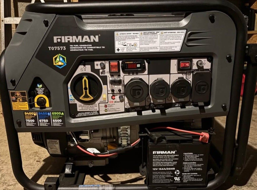 Firman 9400 Watt Tri-fuel Generators 
